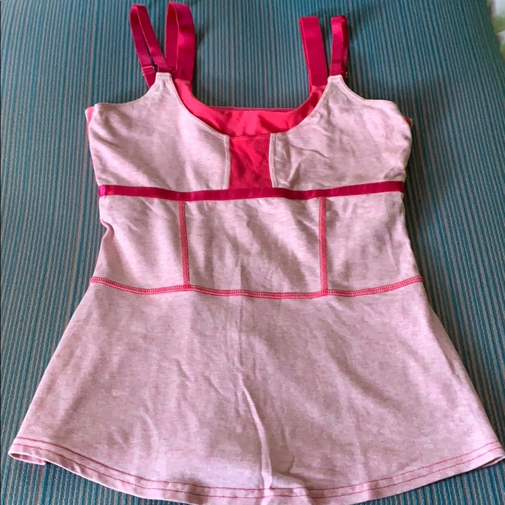 Lululemon pink top